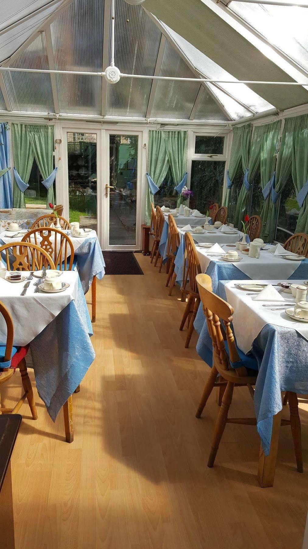 Cherry Blossom Guest House Whitby Ngoại thất bức ảnh